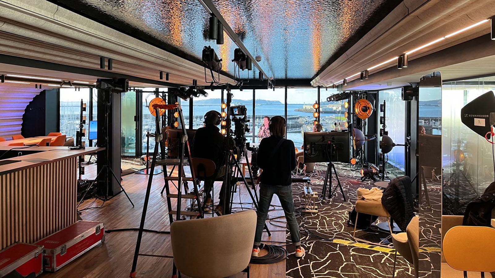 Plateau tv dans l’espace de coworking Wojo Marina Brest